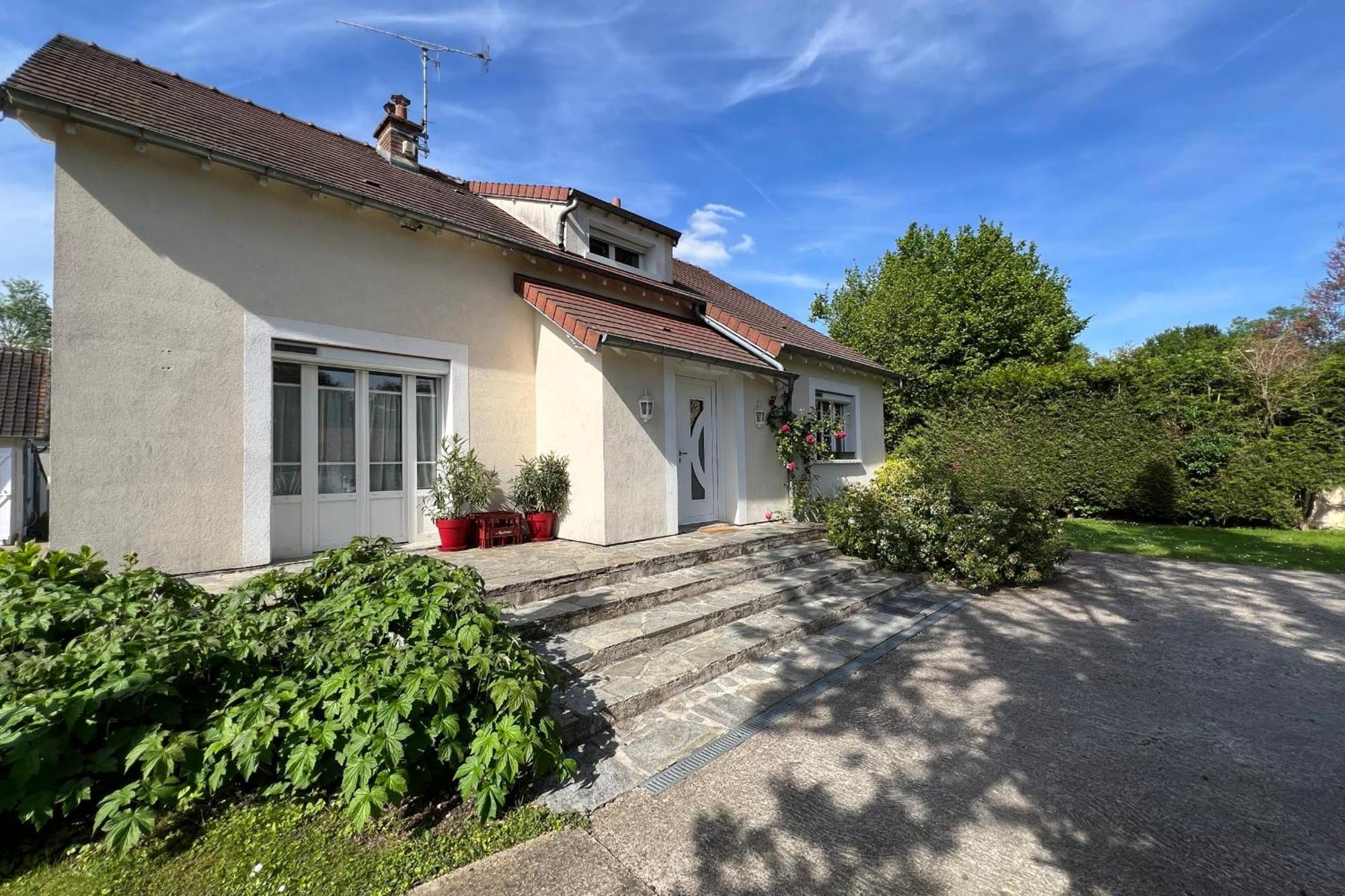 Les Sablons Villa La Houssaye-en-Brie Exterior photo
